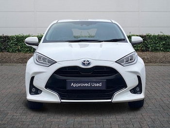 Used Toyota Yaris 2023 for sale - 77177617: Photo
