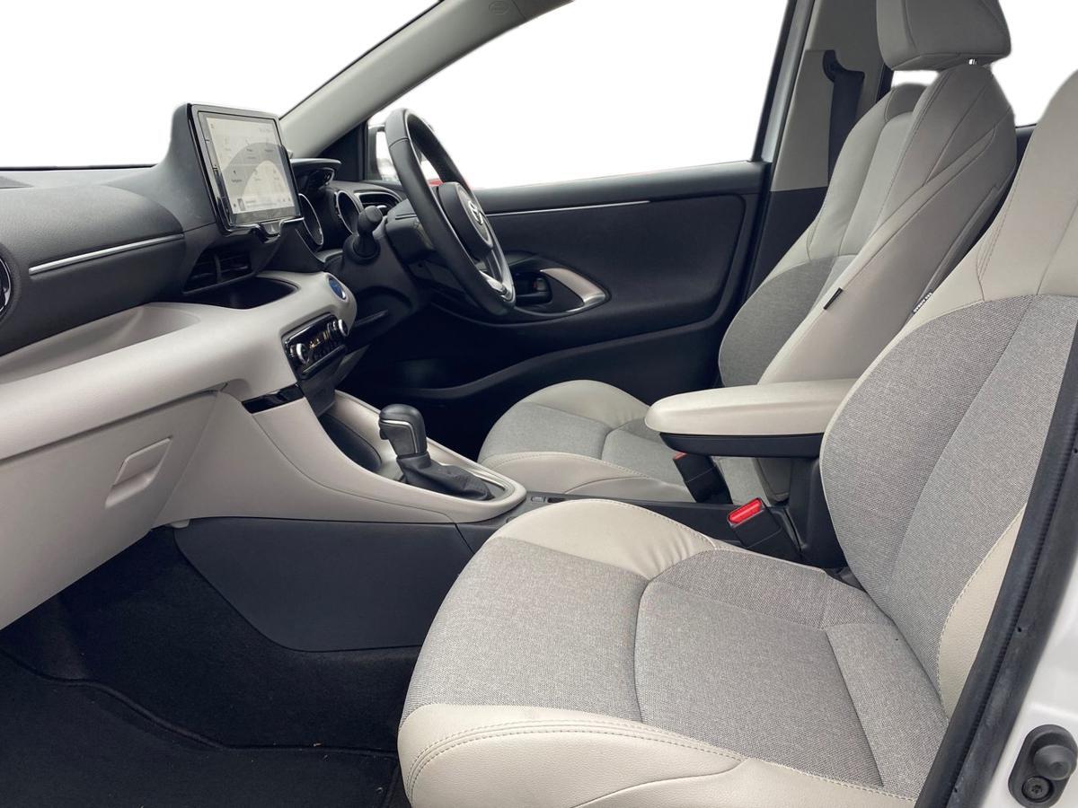 Used Toyota Yaris 2023 for sale - 77177617: Photo 7