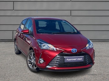 Used Toyota Yaris 2020 for sale - 75698090: Photo