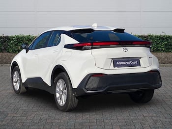 Used Toyota C-HR 2025 for sale - 79742790: Photo