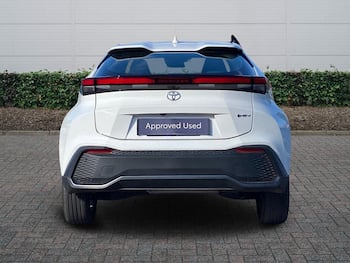 Used Toyota C-HR 2025 for sale - 79742790: Photo
