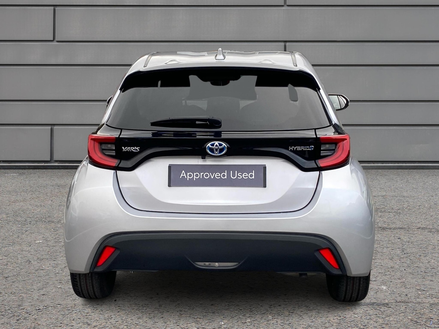 Used Toyota Yaris 2023 for sale - 76730702: Photo 19