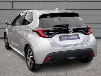 Used Toyota Yaris 2023 for sale - 76730702: Photo