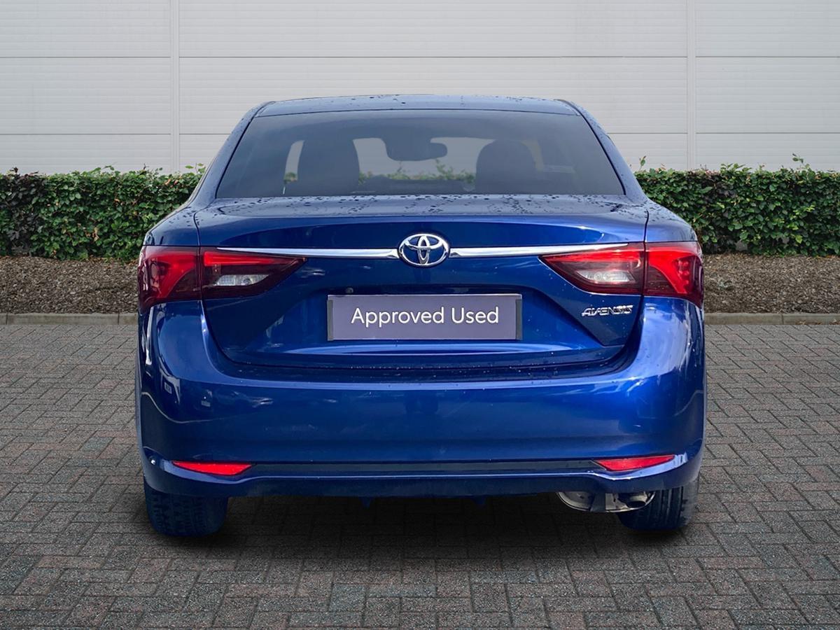 Used Toyota Avensis 2017 for sale - 77755059: Photo 4