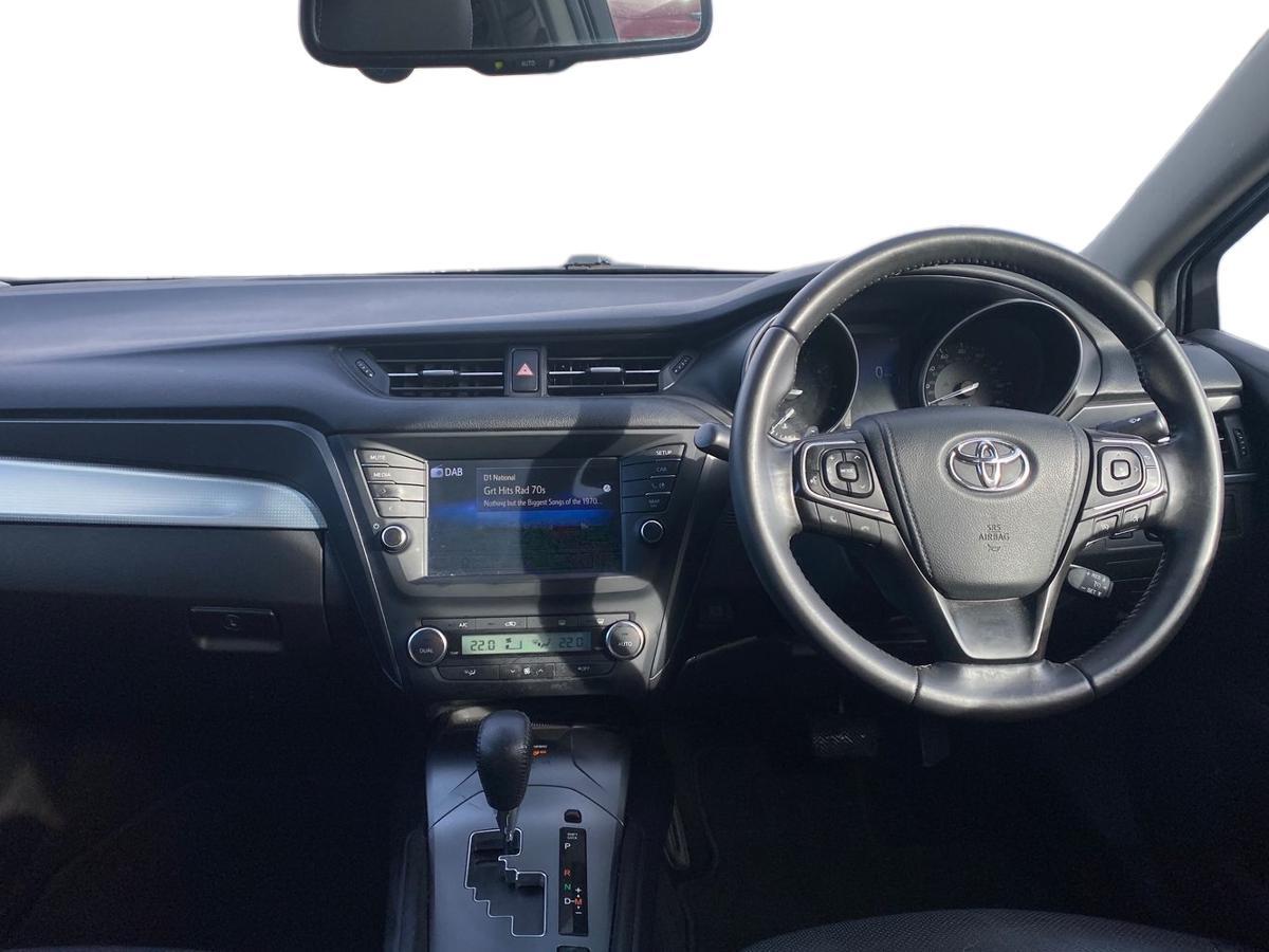 Used Toyota Avensis 2017 for sale - 77755059: Photo 8