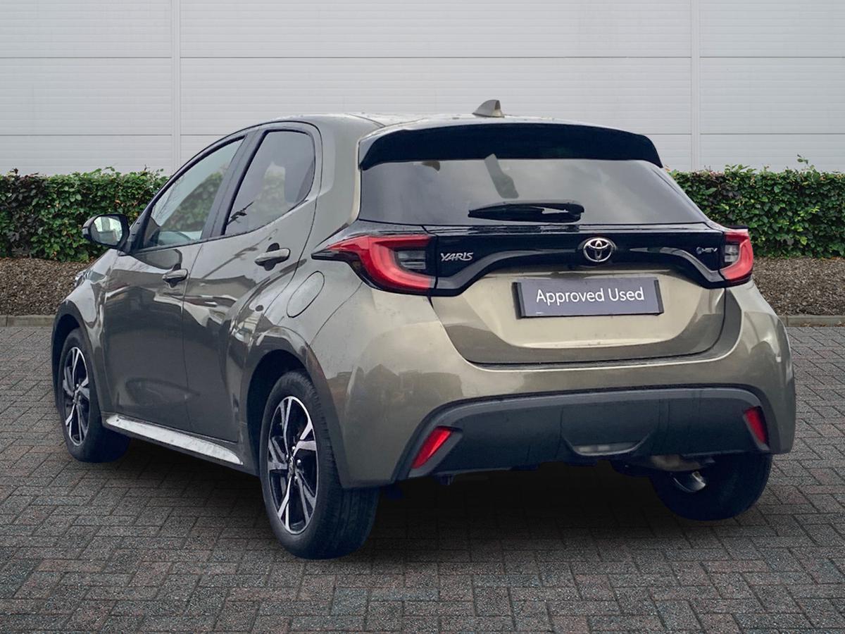 Used Toyota Yaris 2024 for sale - 77710767: Photo 2