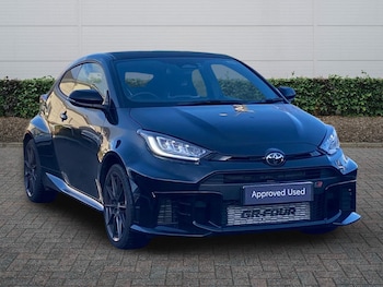 Used Toyota Yaris 2024 for sale - 78449626: Photo