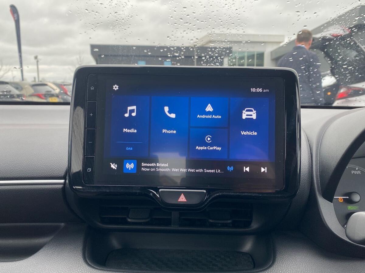 Used Toyota Yaris 2024 for sale - 77539467: Photo 11