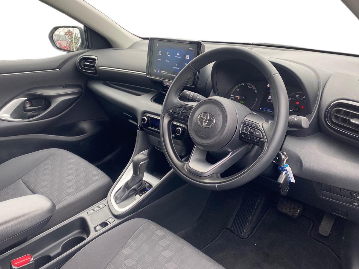 Used Toyota Yaris 2024 for sale - 77539467: Photo 12