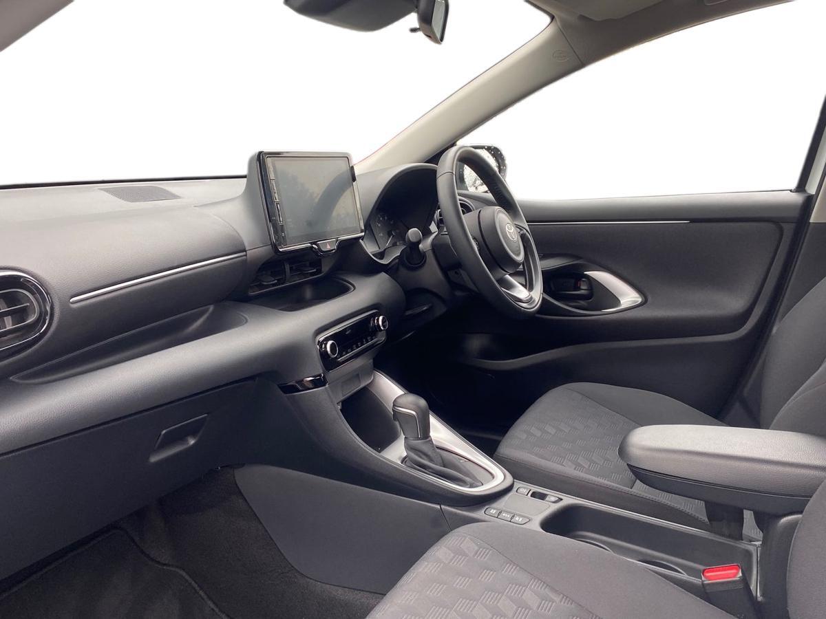 Used Toyota Yaris 2024 for sale - 77539467: Photo 7