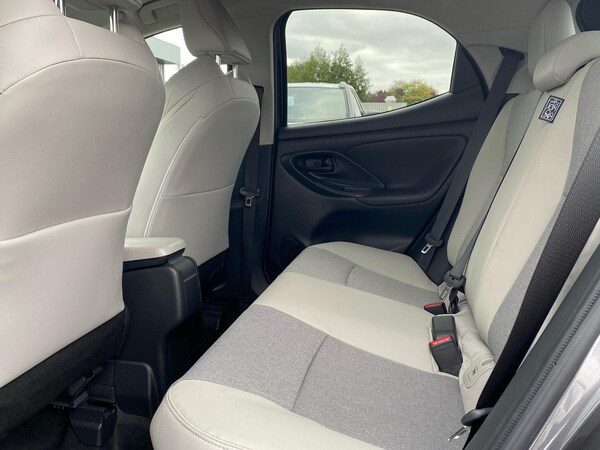 Used Toyota Yaris 2024 for sale - 76111167: Photo 12