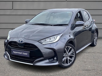 Used Toyota Yaris 2024 for sale - 76111167: Photo 3