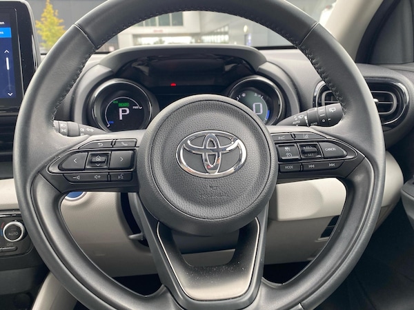 Used Toyota Yaris 2024 for sale - 76111167: Photo 8