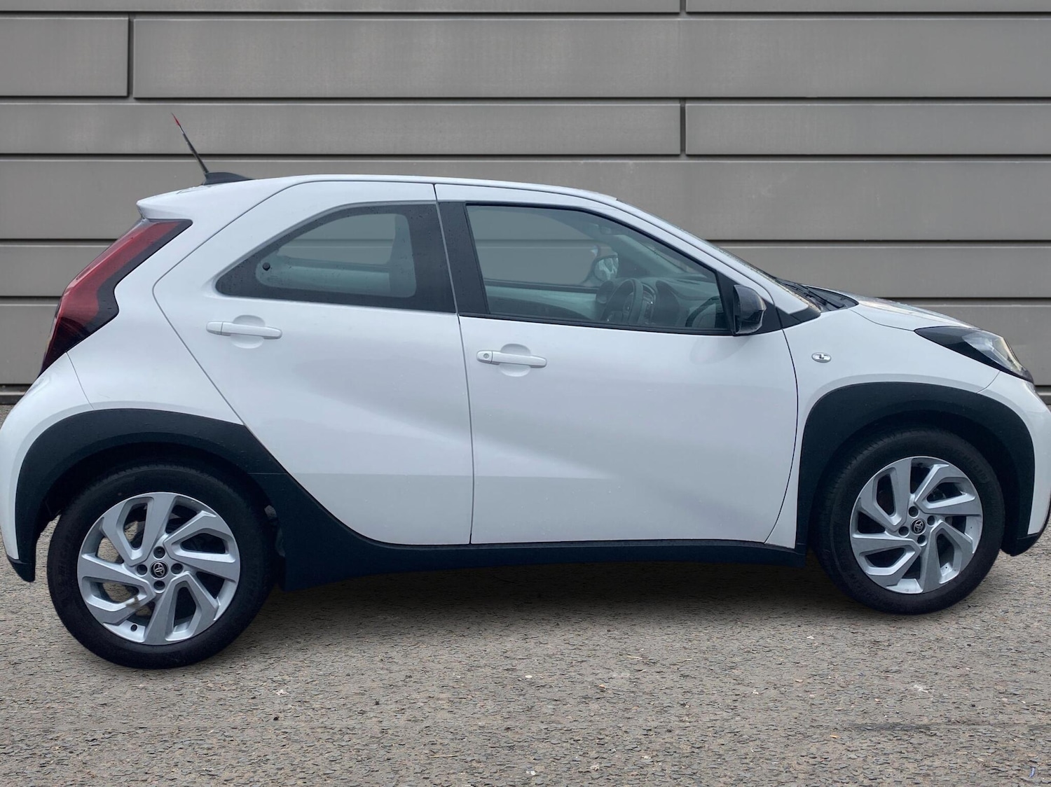 Used Toyota Aygo X 2023 for sale - 77176853: Photo 16