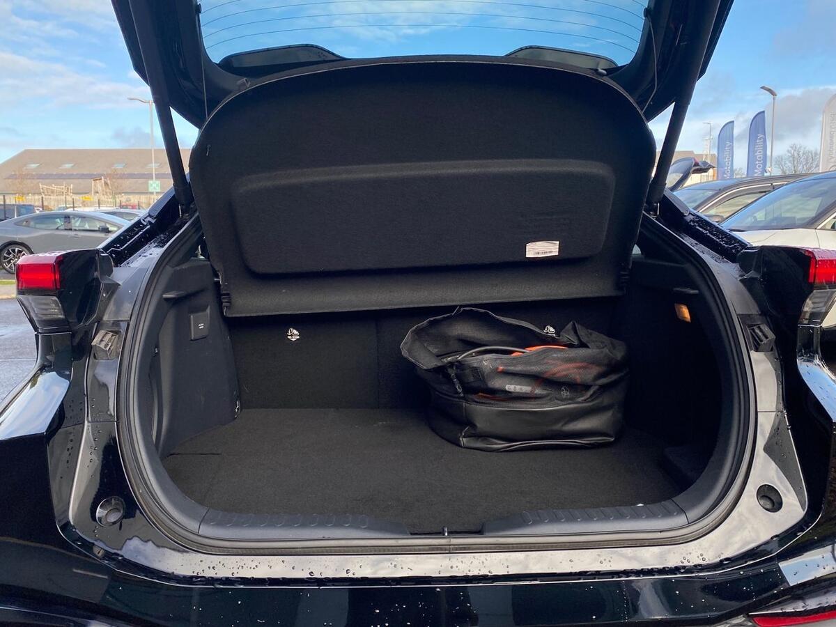 Used Toyota C-HR 2024 for sale - 77177255: Photo 10