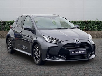 Used Toyota Yaris 2024 for sale - 77388497: Photo