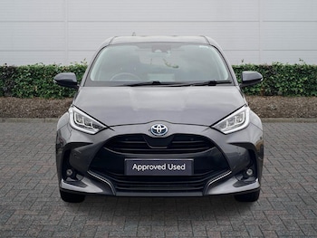 Used Toyota Yaris 2024 for sale - 77388497: Photo