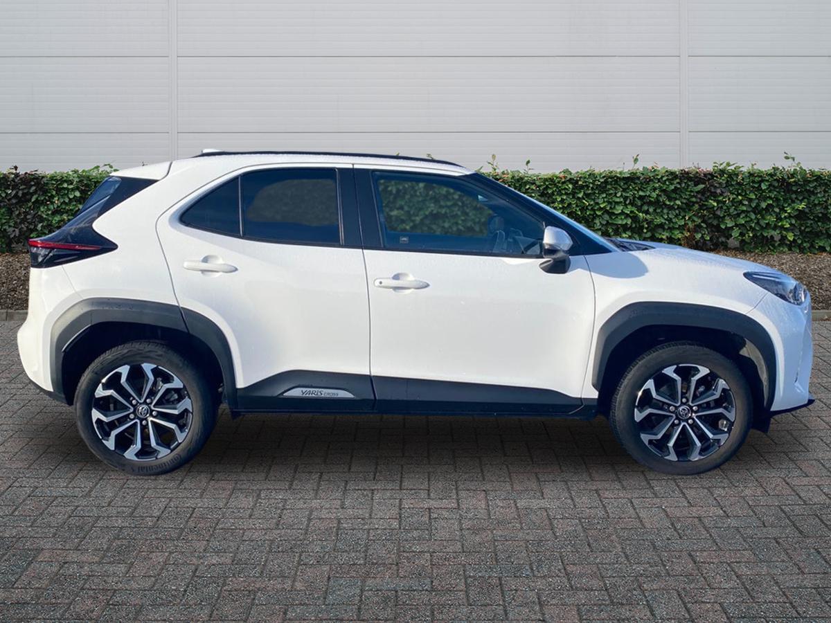 Used Toyota Yaris Cross 2023 for sale - 77176975: Photo 5