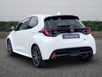 Used Toyota Yaris 2023 for sale - 79350313: Photo