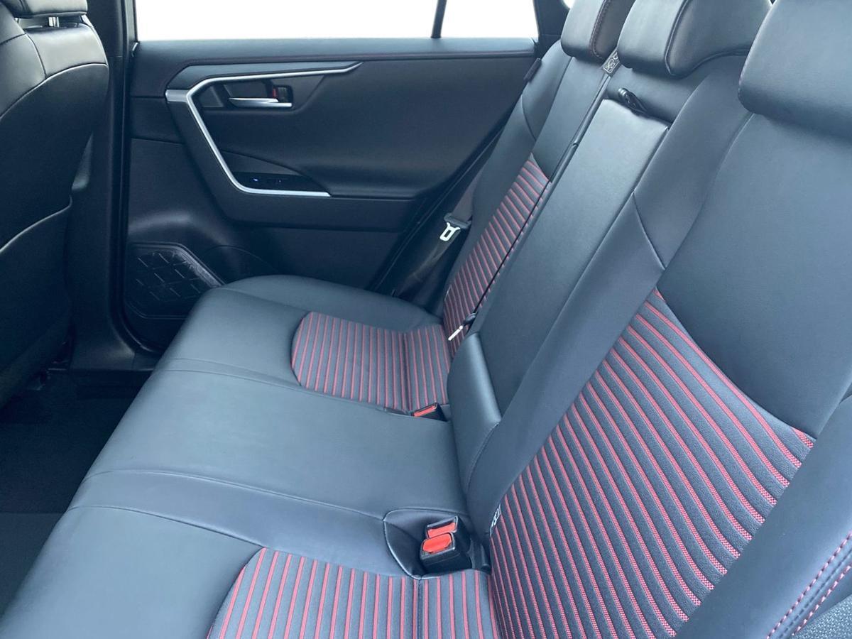 Used Toyota RAV4 2022 for sale - 76671005: Photo 9