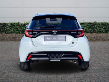 Used Toyota Yaris 2023 for sale - 77840875: Photo