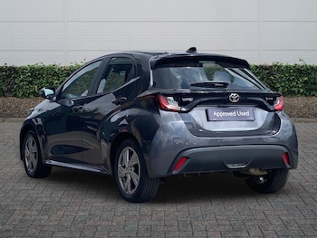 Used Toyota Yaris 2025 for sale - 79350263: Photo