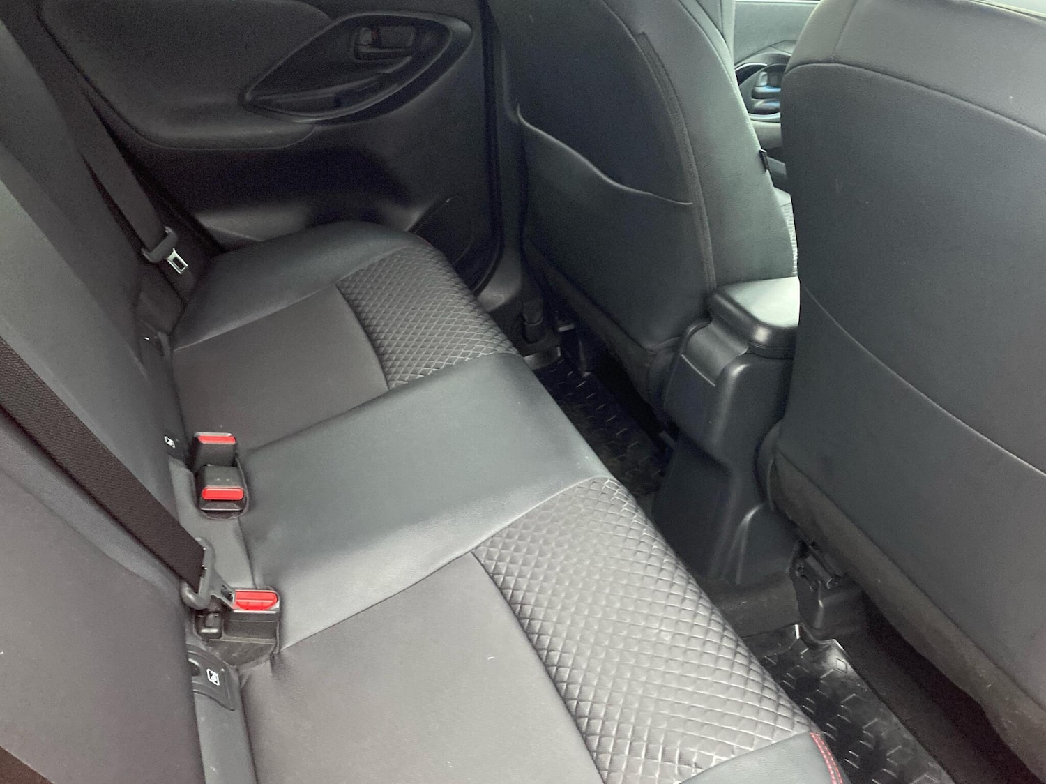 Used Toyota Yaris 2020 for sale - 76486602: Photo 13