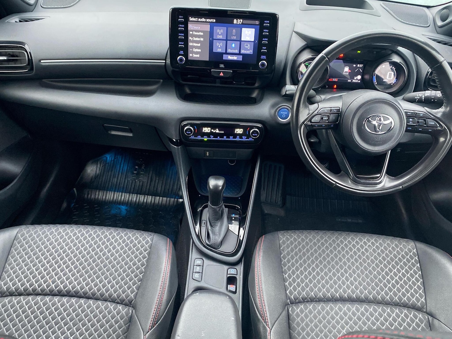 Used Toyota Yaris 2020 for sale - 76486602: Photo 5