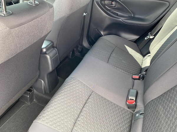 Used Toyota Yaris 2025 for sale - 76261179: Photo 12