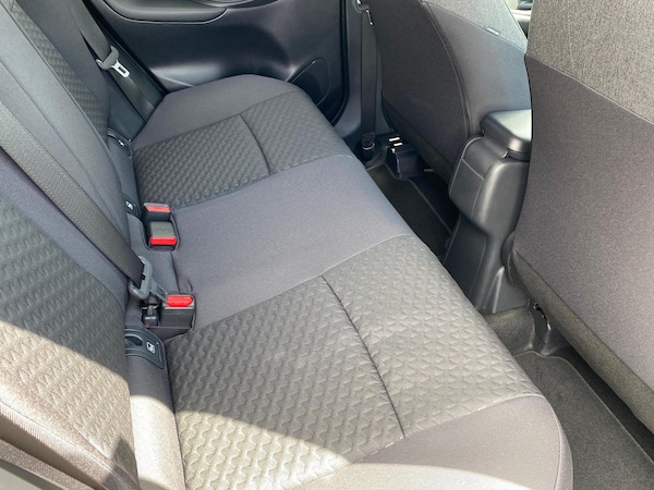 Used Toyota Yaris 2025 for sale - 76261179: Photo 13