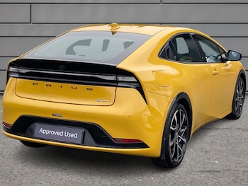 Used Toyota Prius 2025 for sale - 76730643: Photo