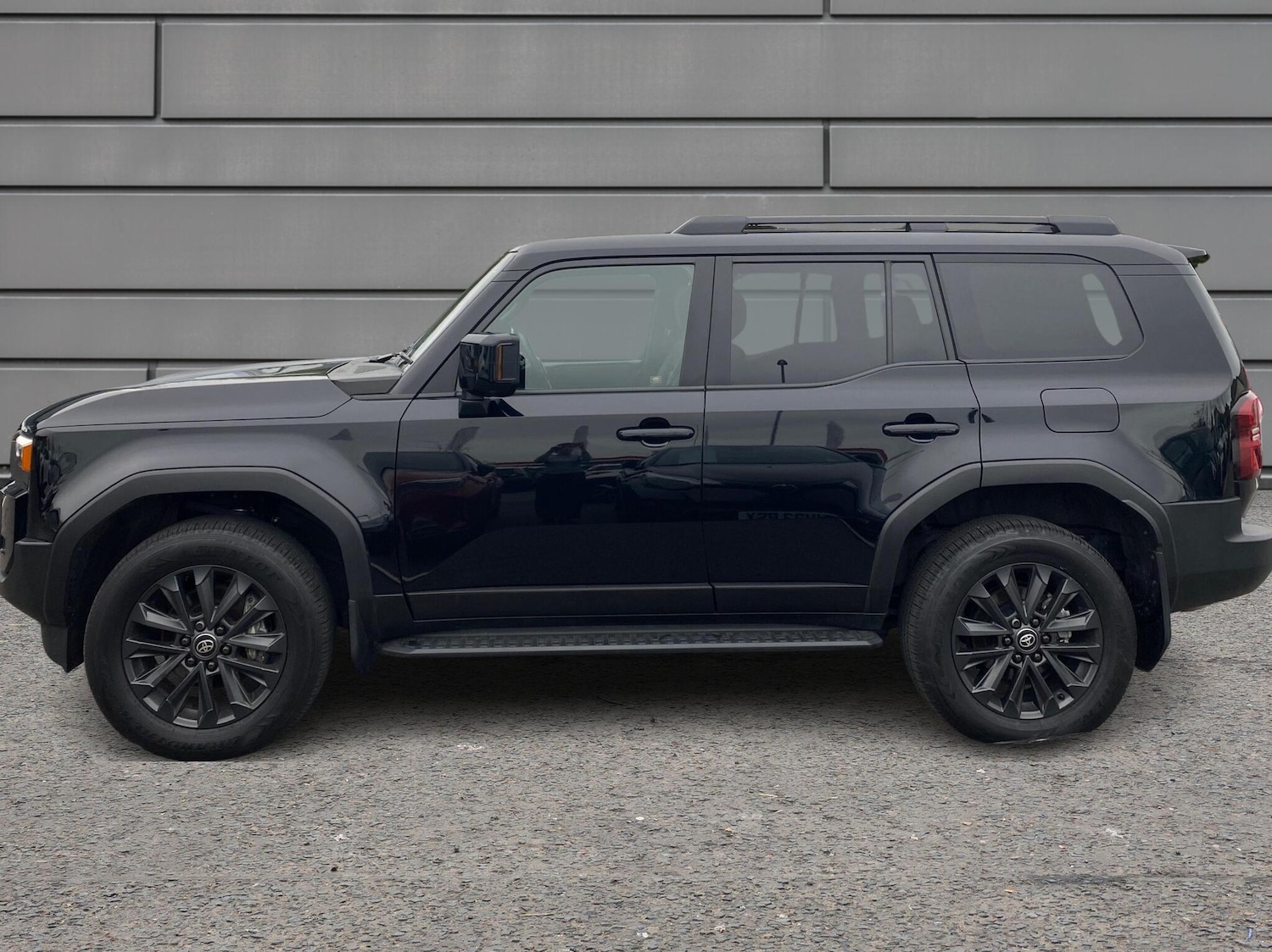 Used Toyota Land Cruiser 2024 for sale - 76350479: Photo 17