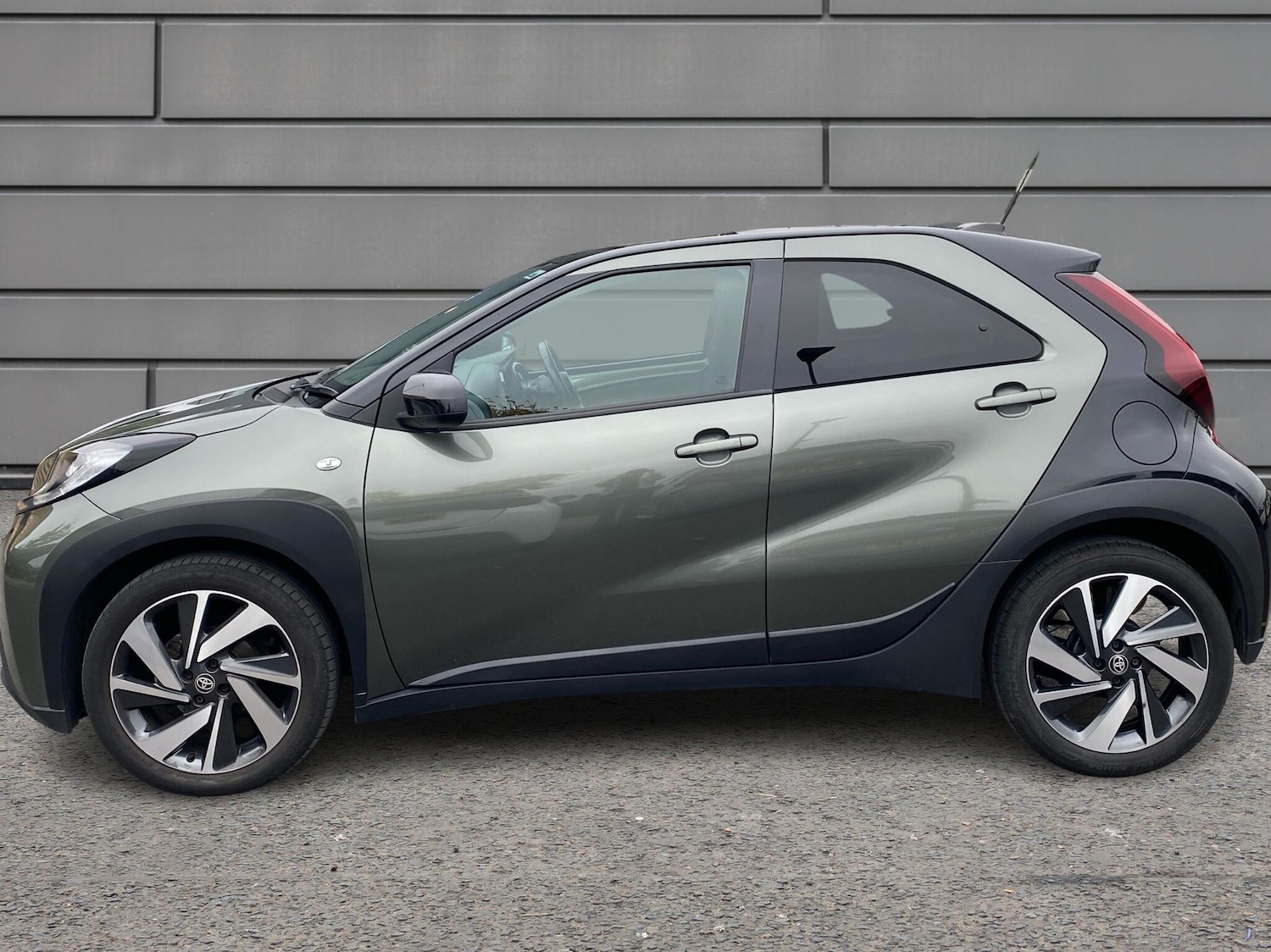 Used Toyota Aygo X 2022 for sale - 76837795: Photo 17