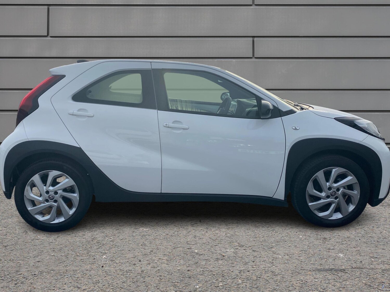 Used Toyota Aygo X 2024 for sale - 76139683: Photo 16