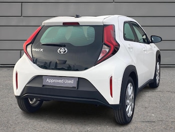 Used Toyota Aygo X 2024 for sale - 76139683: Photo 2
