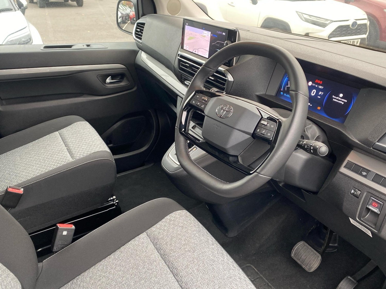 Used Toyota PROACE CITY Verso 2025 for sale - 76261162: Photo 11