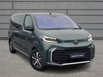 Used Toyota PROACE CITY Verso 2025 for sale - 76261162: Photo