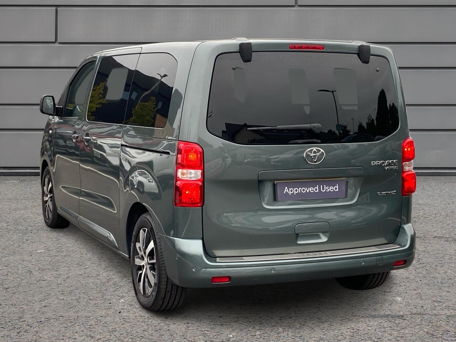 Used Toyota PROACE CITY Verso 2025 for sale - 76261162: Photo 4