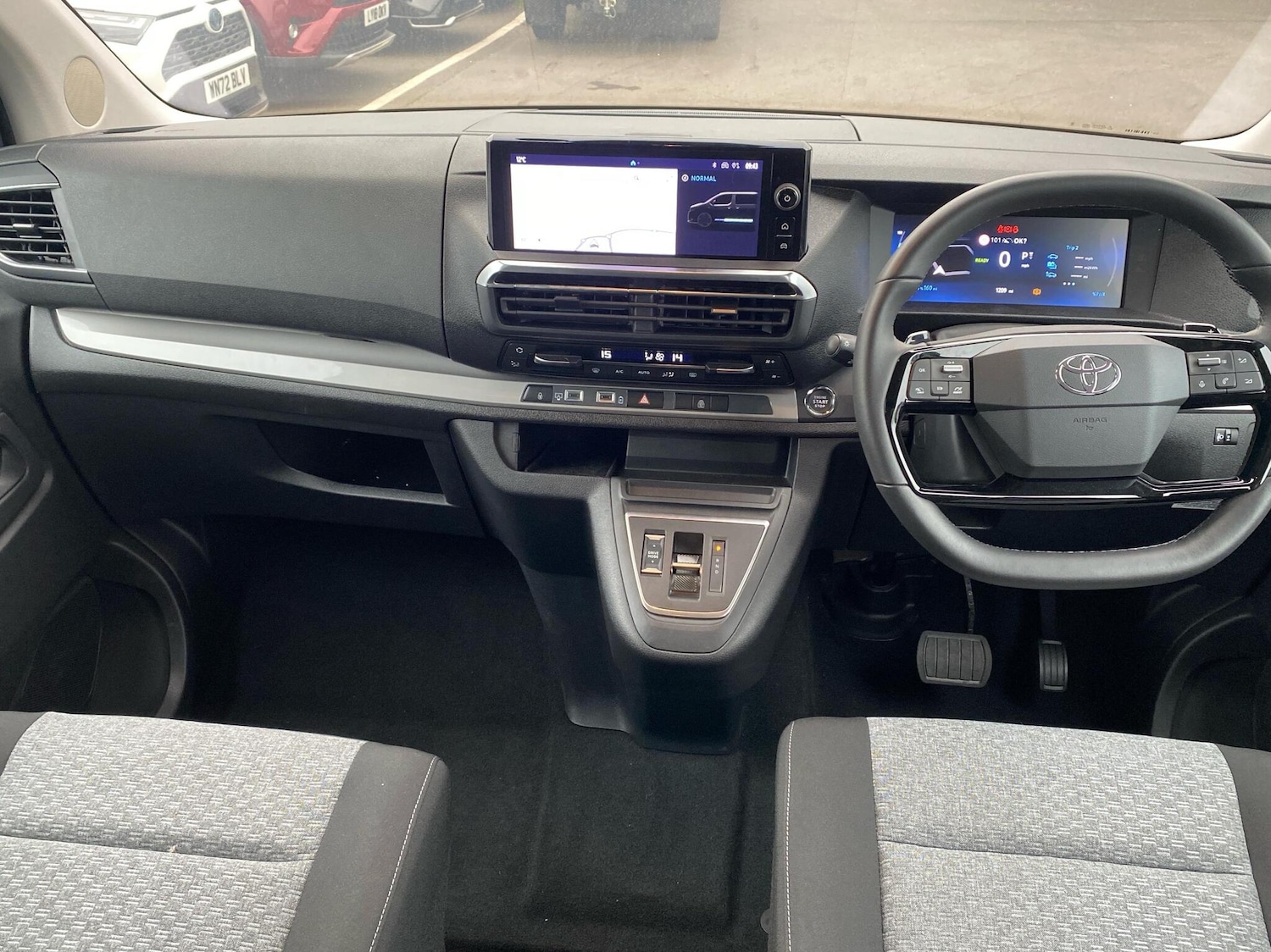 Used Toyota PROACE CITY Verso 2025 for sale - 76261162: Photo 5