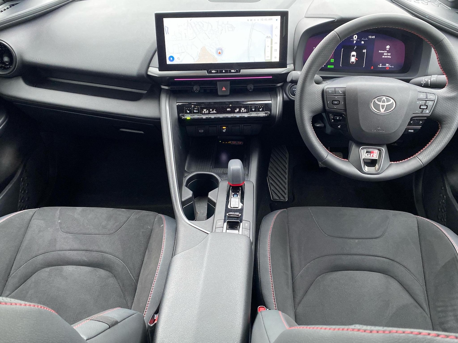 Used Toyota C-HR 2024 for sale - 76110810: Photo 5