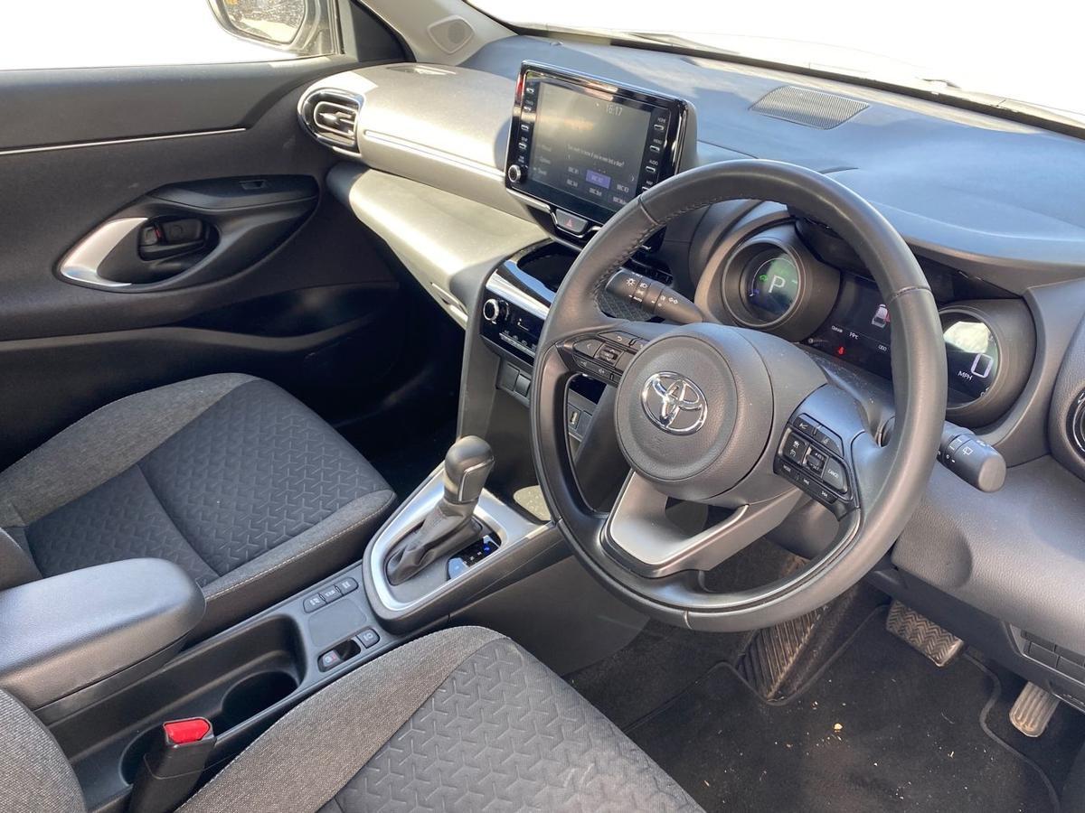 Used Toyota Yaris 2024 for sale - 78073883: Photo 12