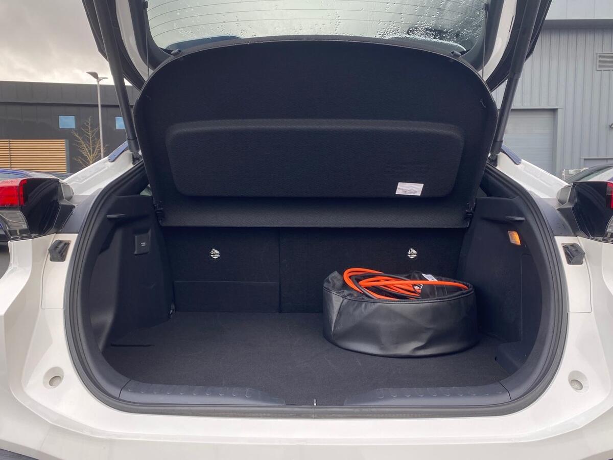 Used Toyota C-HR 2024 for sale - 77231539: Photo 10