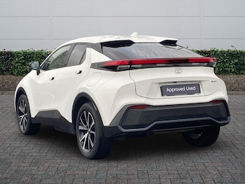 Used Toyota C-HR 2024 for sale - 77231539: Photo