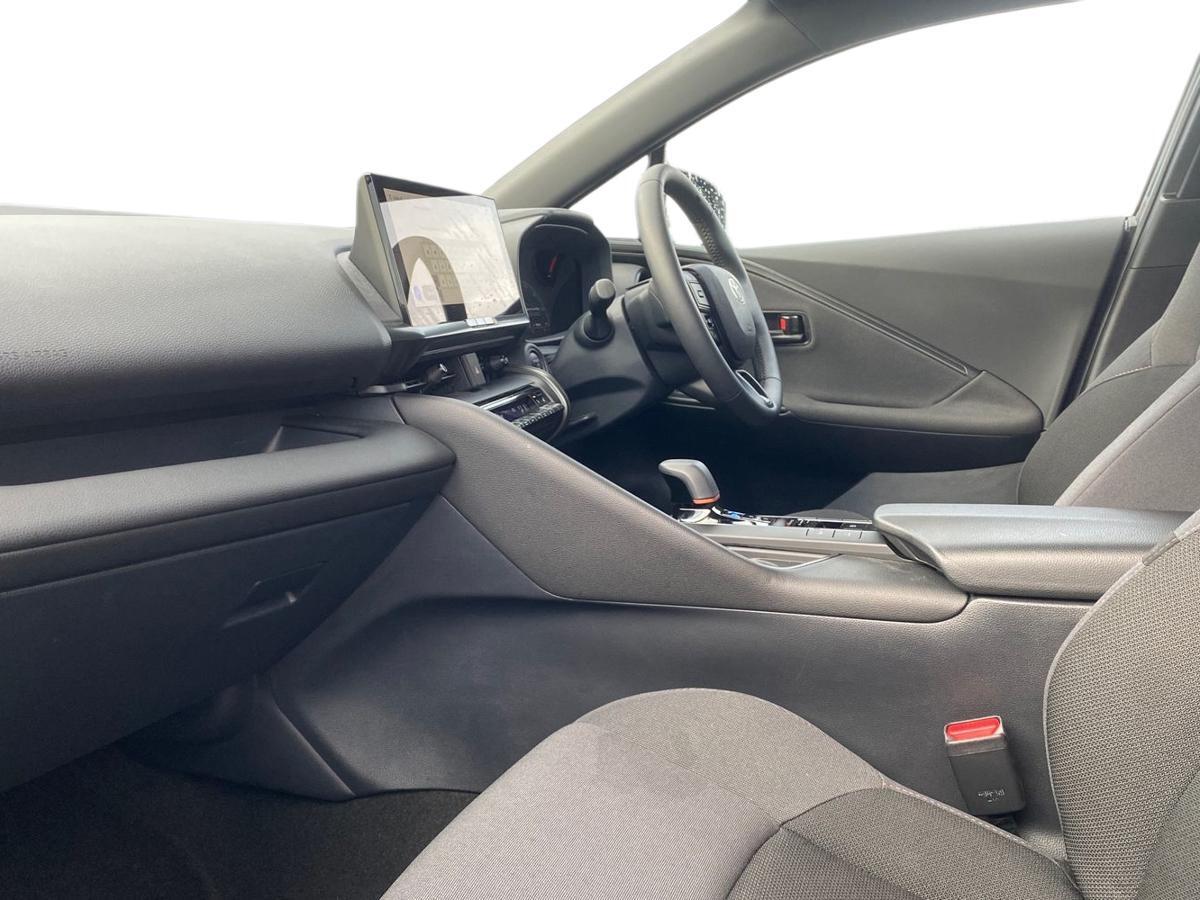 Used Toyota C-HR 2024 for sale - 77231539: Photo 7