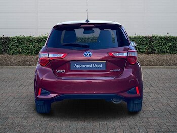 Used Toyota Yaris 2020 for sale - 78117306: Photo