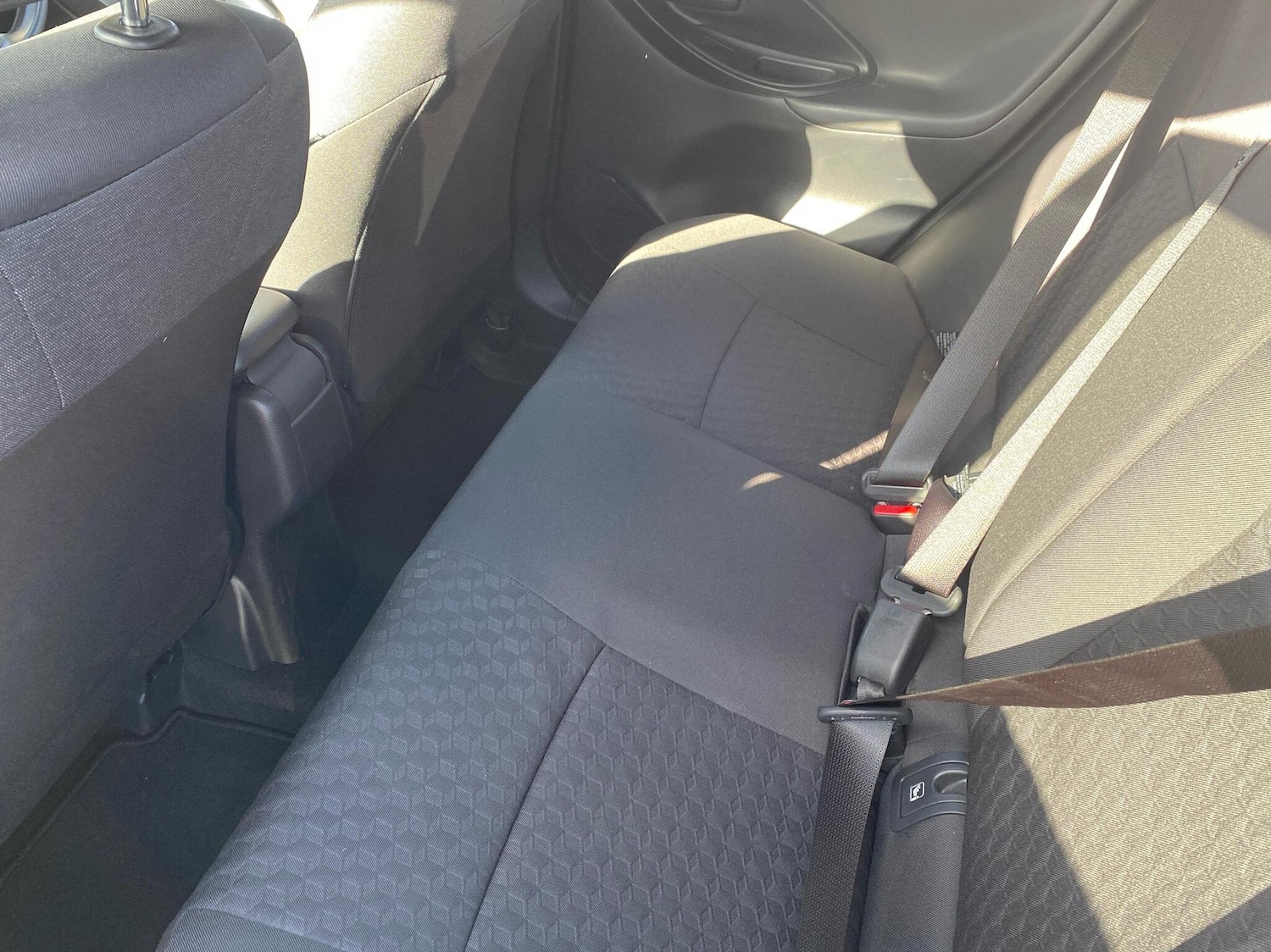 Used Toyota Yaris 2023 for sale - 76730701: Photo 12