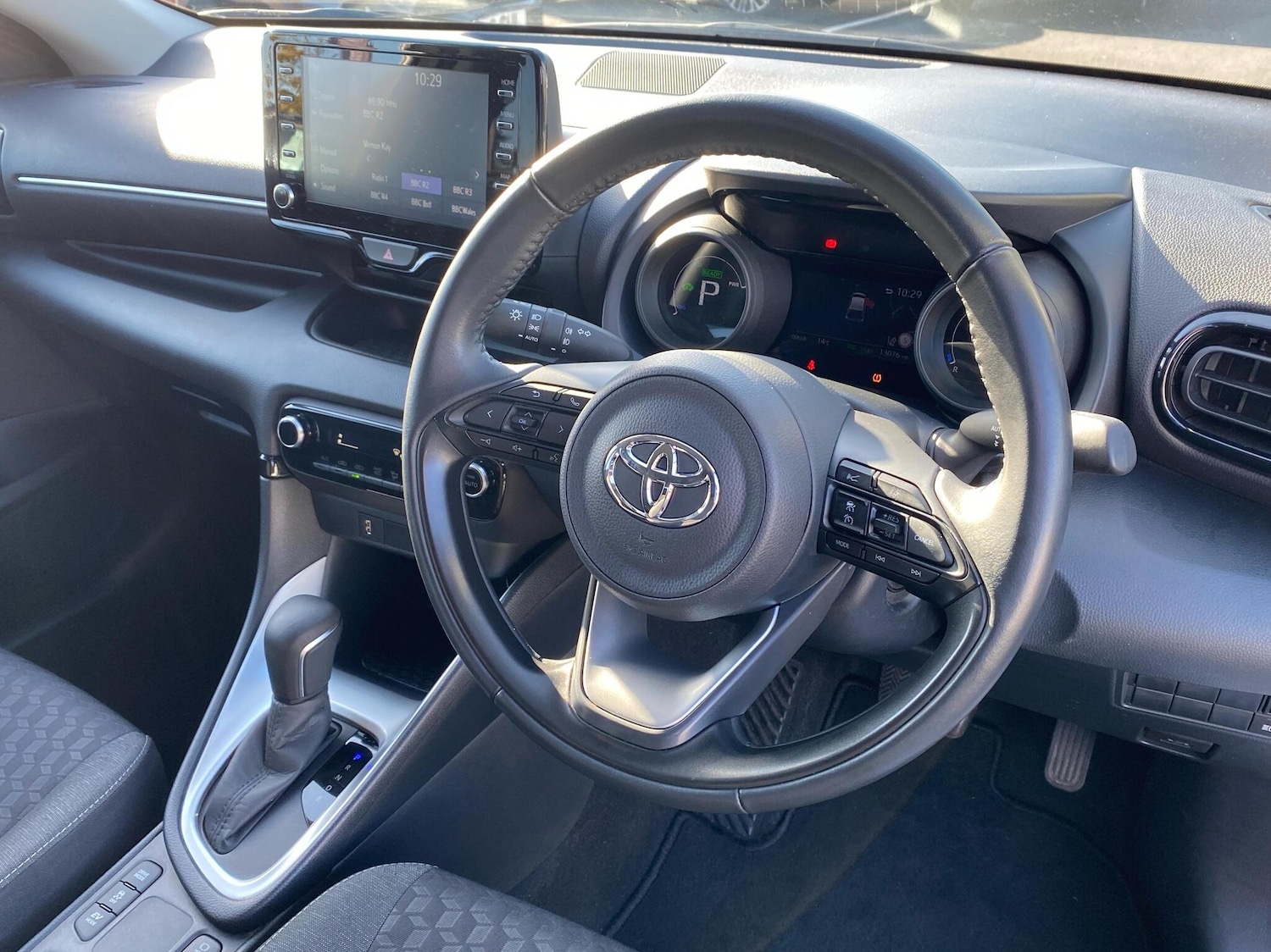 Used Toyota Yaris 2023 for sale - 76730701: Photo 8