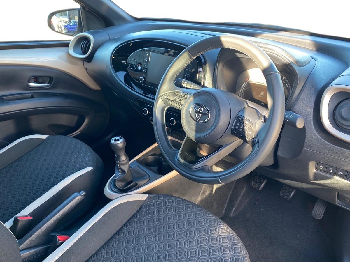 Used Toyota Aygo X 2022 for sale - 76730659: Photo 12