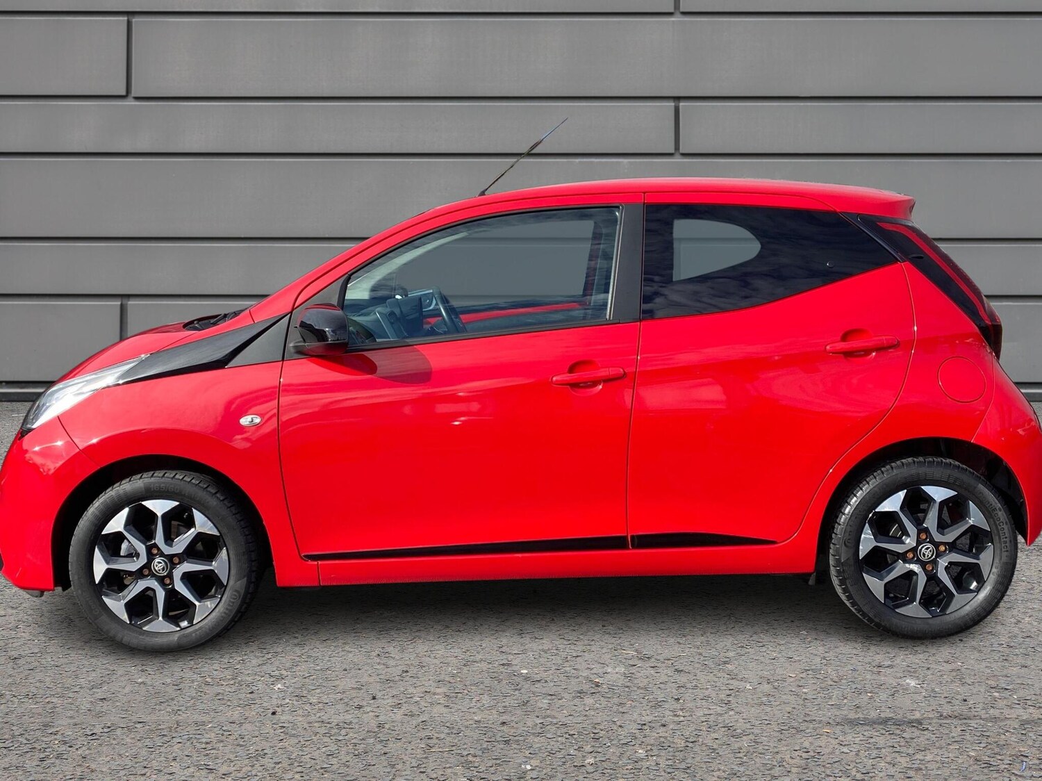 Used Toyota AYGO 2019 for sale - 76539586: Photo 17
