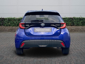 Used Toyota Yaris 2023 for sale - 77231568: Photo